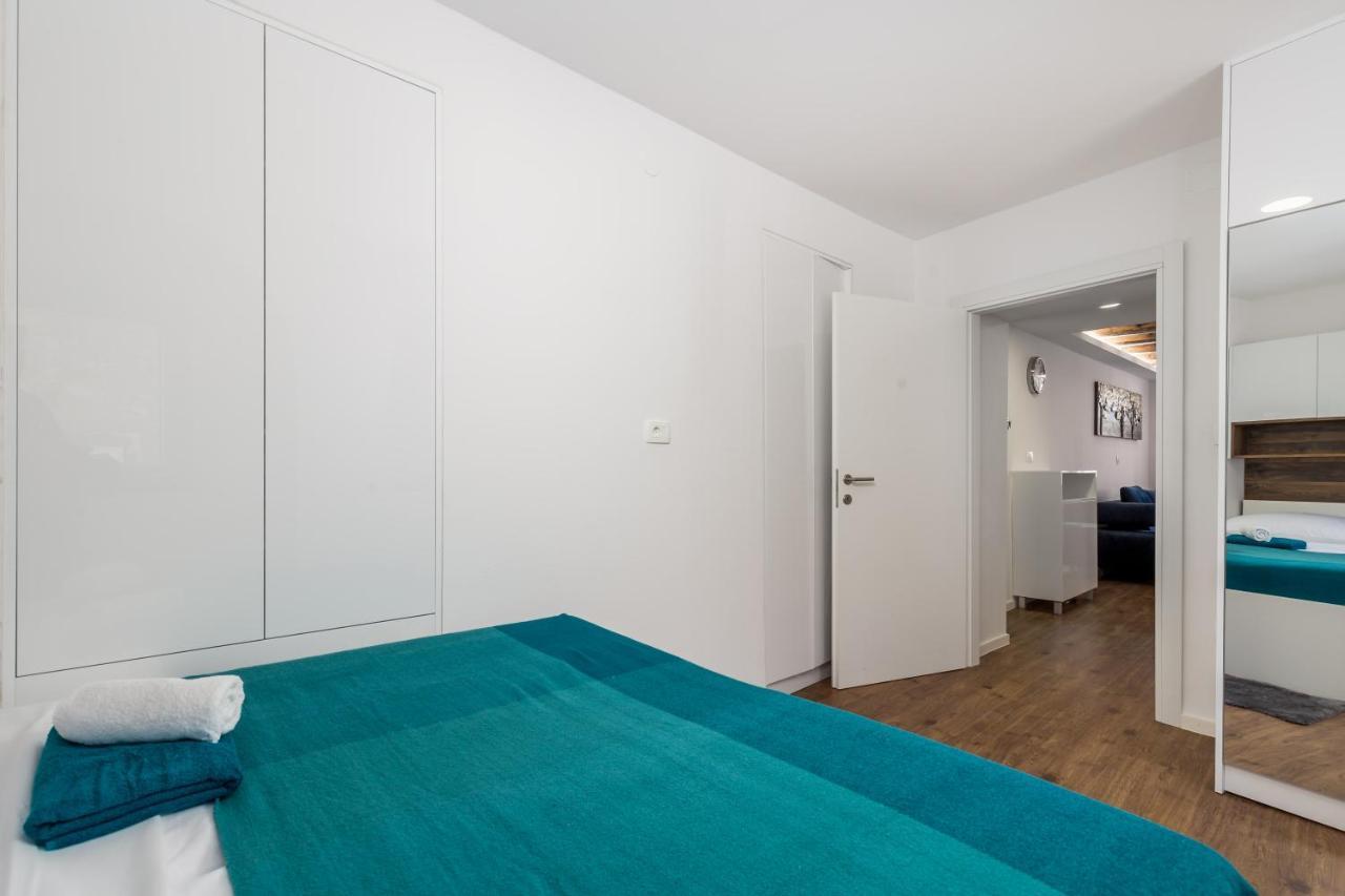 Central Apartments Dalmatina Rijeka Buitenkant foto