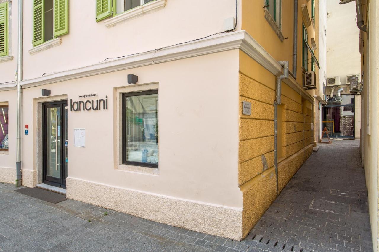 Central Apartments Dalmatina Rijeka Buitenkant foto